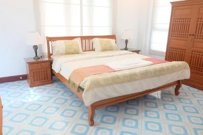 King-Zimmer mit Bergblick — Majestic Villas Guesthouse Phuket.